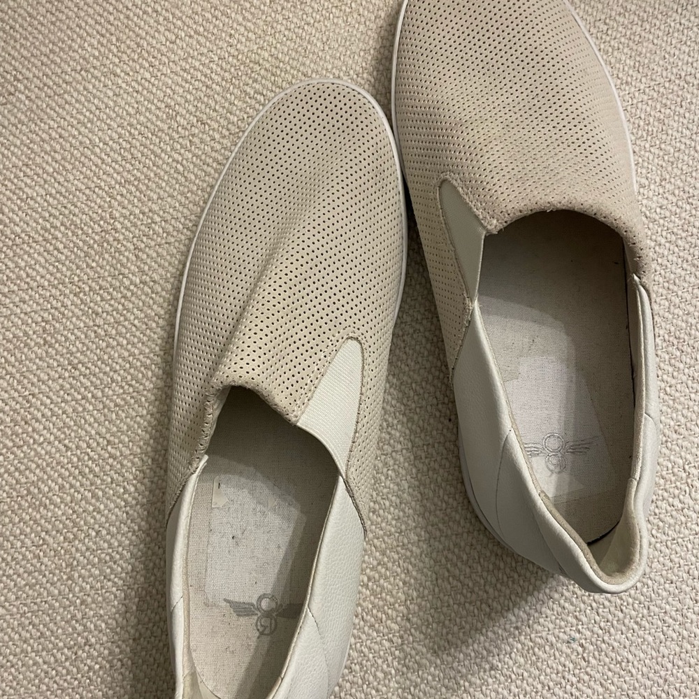 Creative recreation sneakers. Size 10 1/2 men’s. Excellent condition.